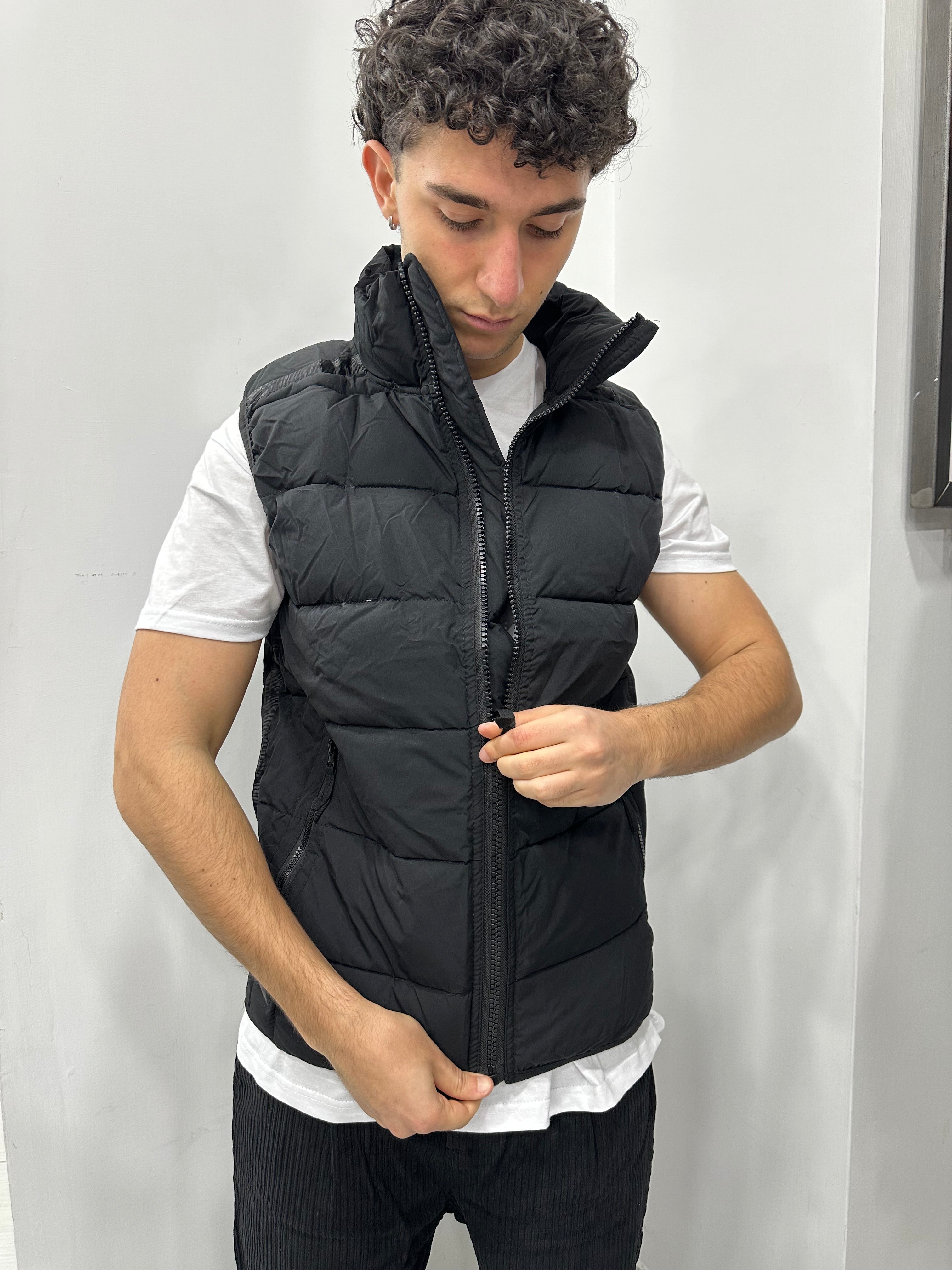 Bomber smanicato
