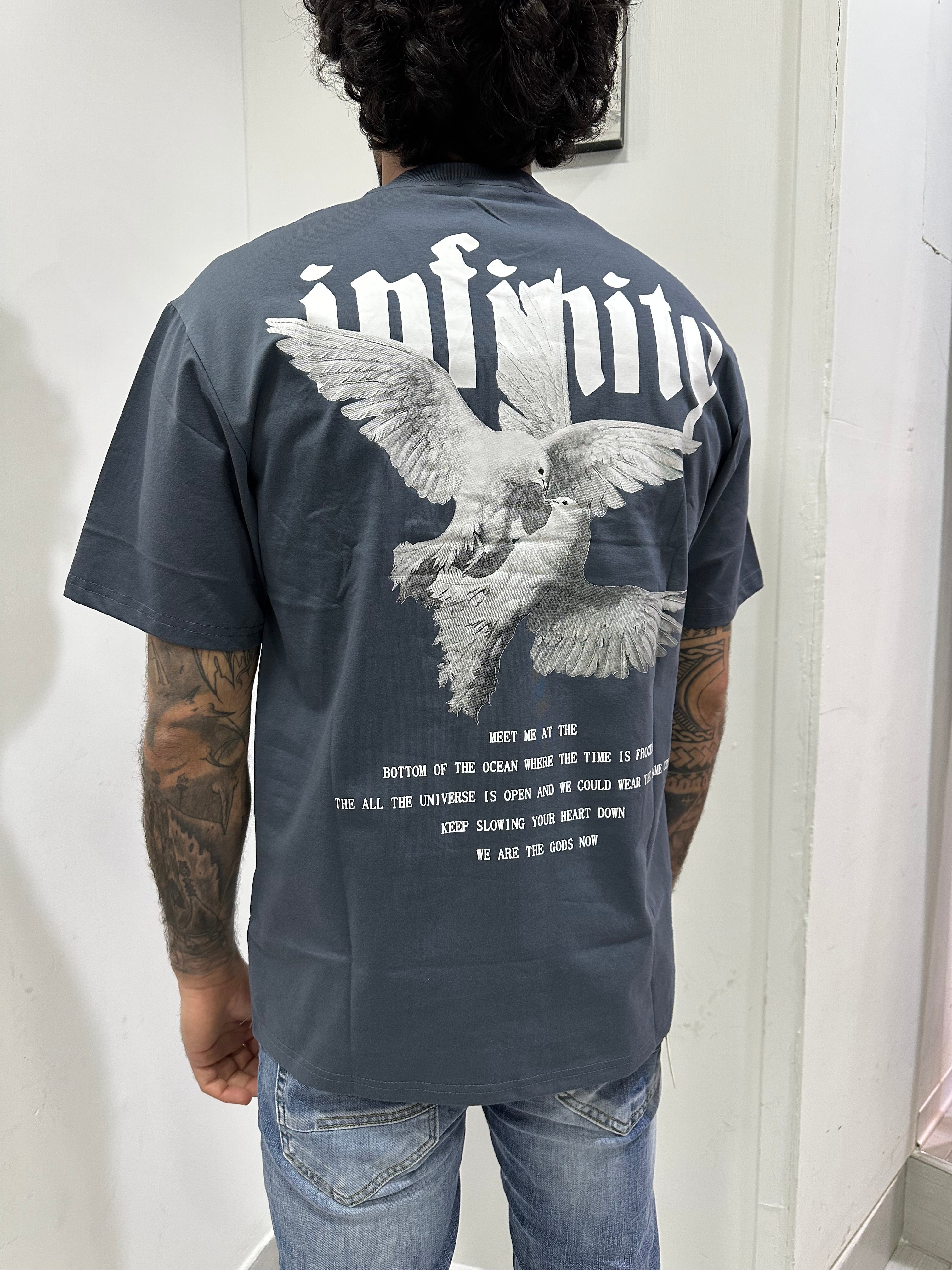 T-shirt infinity