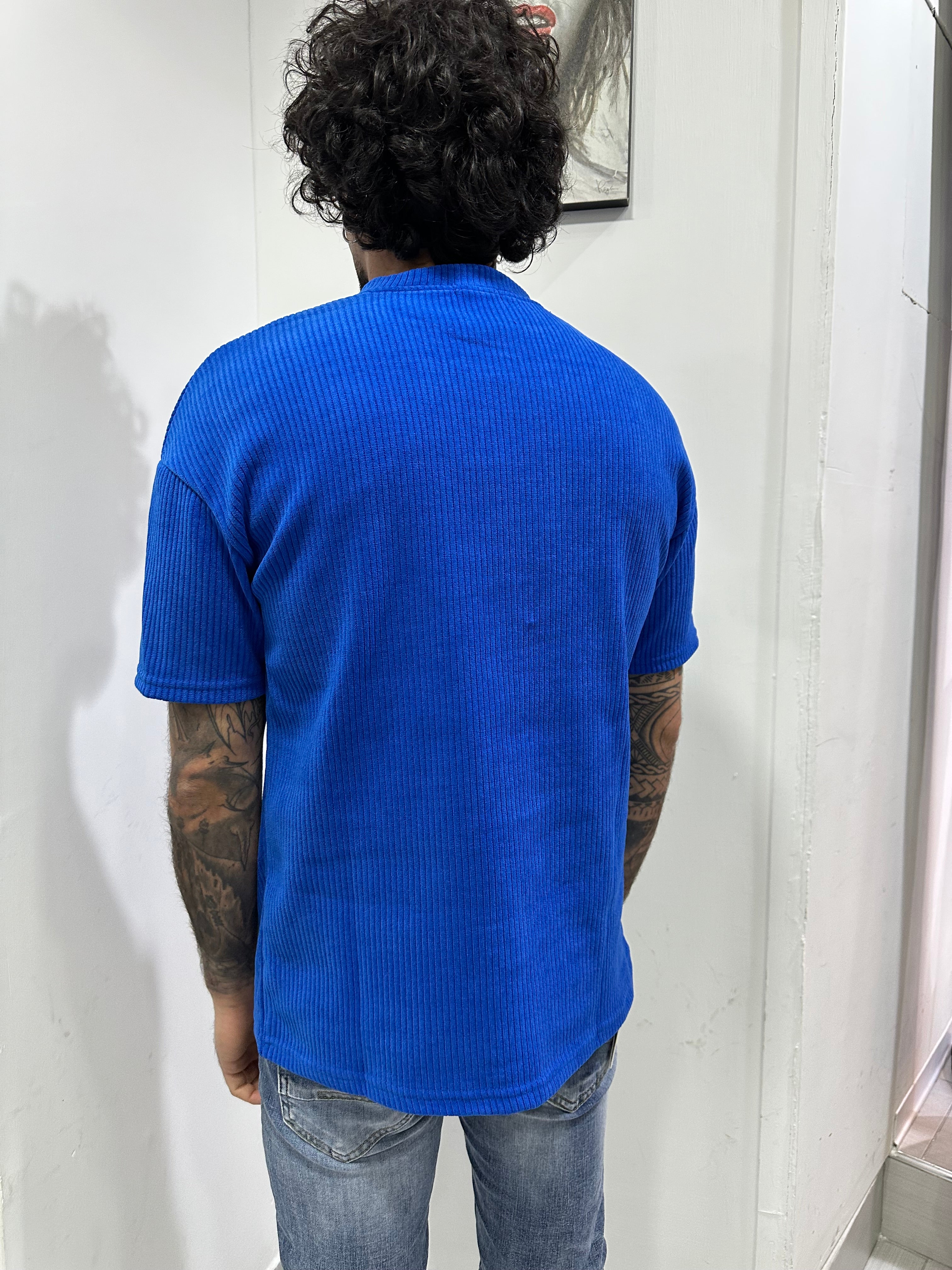 T-shirt costine